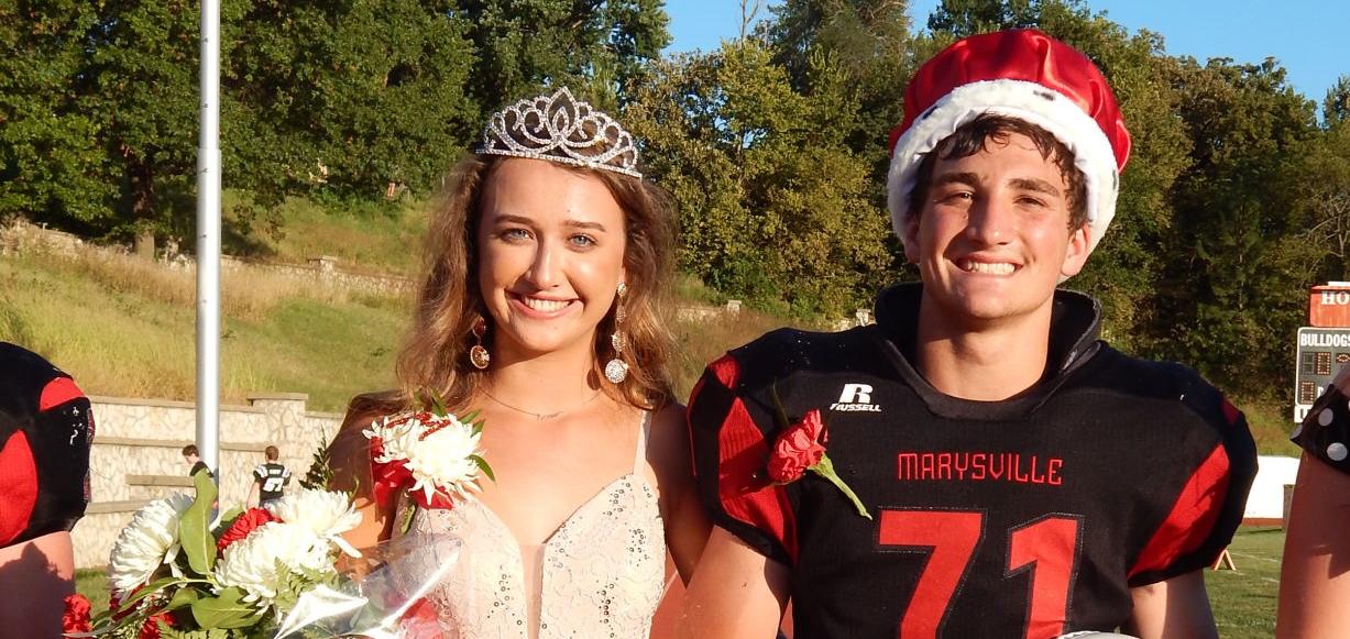 Homecoming royalty crowned